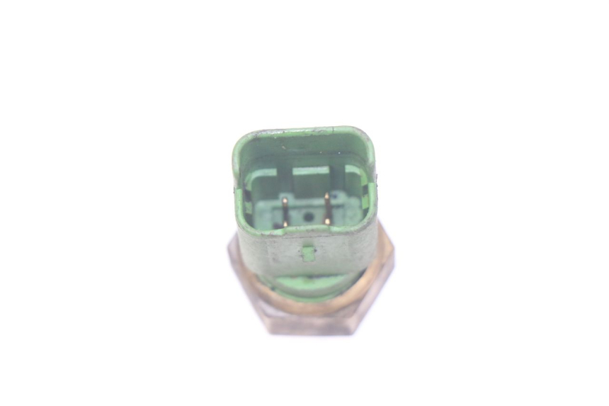 photo de WATER TEMPERATURE SENSOR PEUGEOT GEOPOLIS 400 (2007 - 2013)