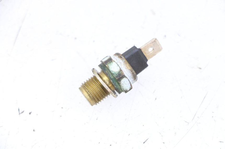 photo de WATER TEMPERATURE SENSOR PIAGGIO VESPA GRANTURISMO 200 (2004 - 2005)