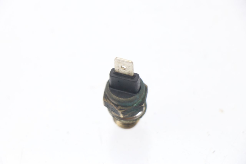 photo de WATER TEMPERATURE SENSOR PIAGGIO X9 EVOLUTION 250 (2003 - 2007)