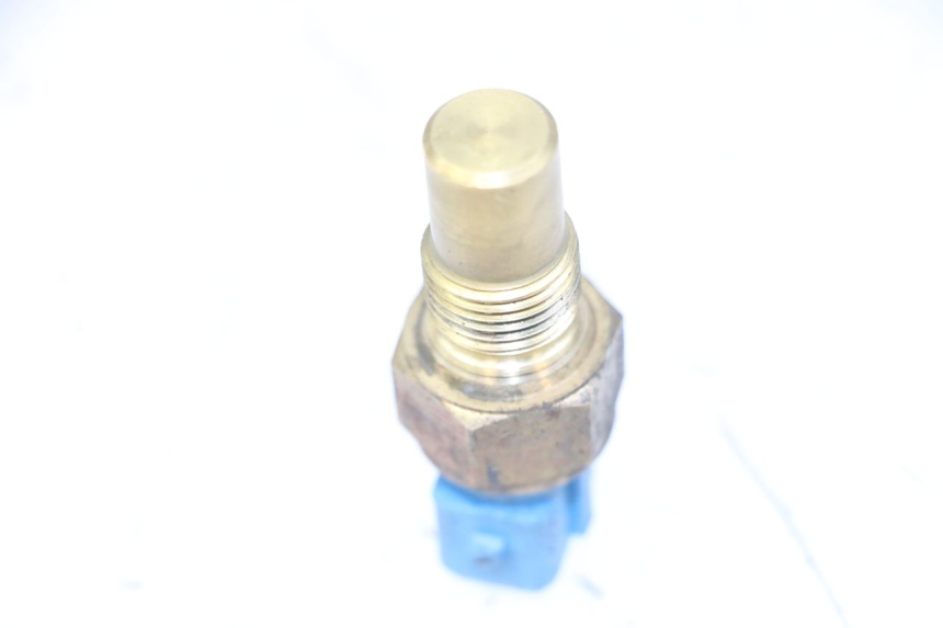 photo de WATER TEMPERATURE SENSOR PEUGEOT SPEEDFIGHT 2 LC 50 (2000 - 2009)