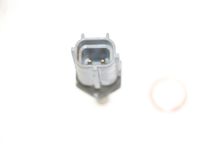 photo de WATER TEMPERATURE SENSOR SUZUKI BURGMAN 125 (2007 - 2014)