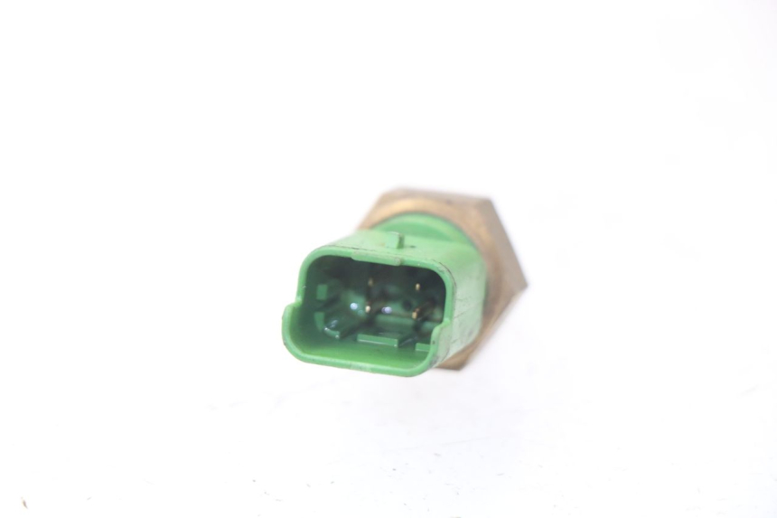 photo de WATER TEMPERATURE SENSOR PIAGGIO VESPA GTS IE ABS 300 (2016 - 2018)