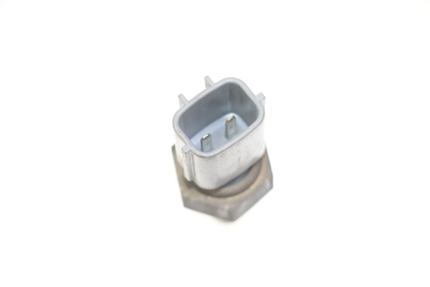photo de WATER TEMPERATURE SENSOR YAMAHA FZS FAZER 600 (2001 - 2003)