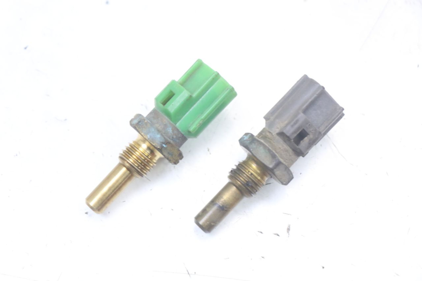 photo de WATER TEMPERATURE SENSOR YAMAHA TDM ABS 900 (2002 - 2014)