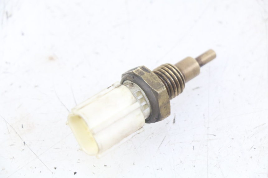 photo de WATER TEMPERATURE SENSOR YAMAHA XMAX X-MAX 125 (2006 - 2009)