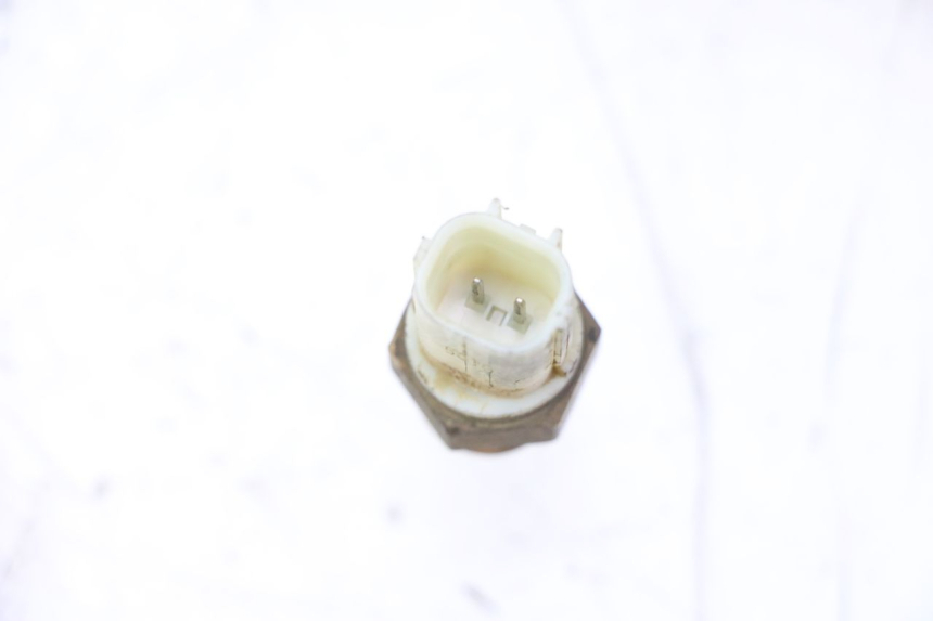photo de WATER TEMPERATURE SENSOR YAMAHA YZF YZ-F 450 (2014 - 2016)