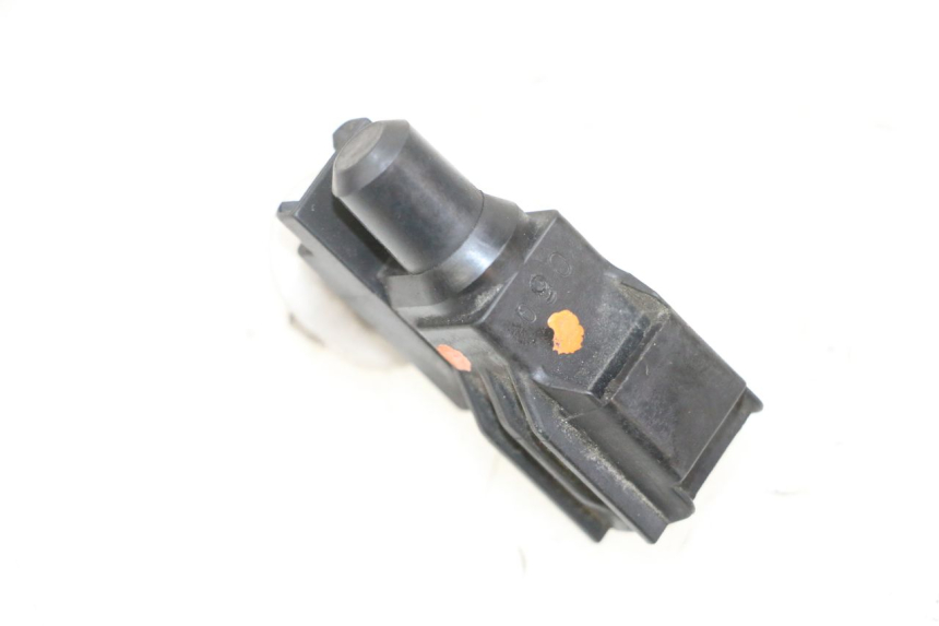 photo de OUTDOOR TEMPERATURE SENSOR SUZUKI BURGMAN 650 (2013 - 2020)