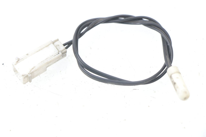 photo de OUTDOOR TEMPERATURE SENSOR PEUGEOT SATELIS 125 (2006 - 2009)