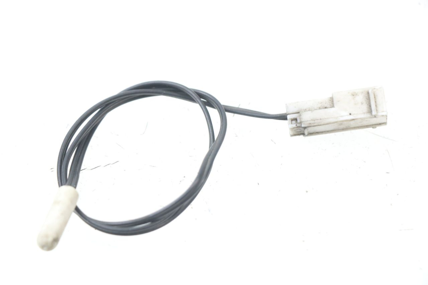 photo de OUTDOOR TEMPERATURE SENSOR PEUGEOT SATELIS COMPRESSOR K15 125 (2006 - 2009)