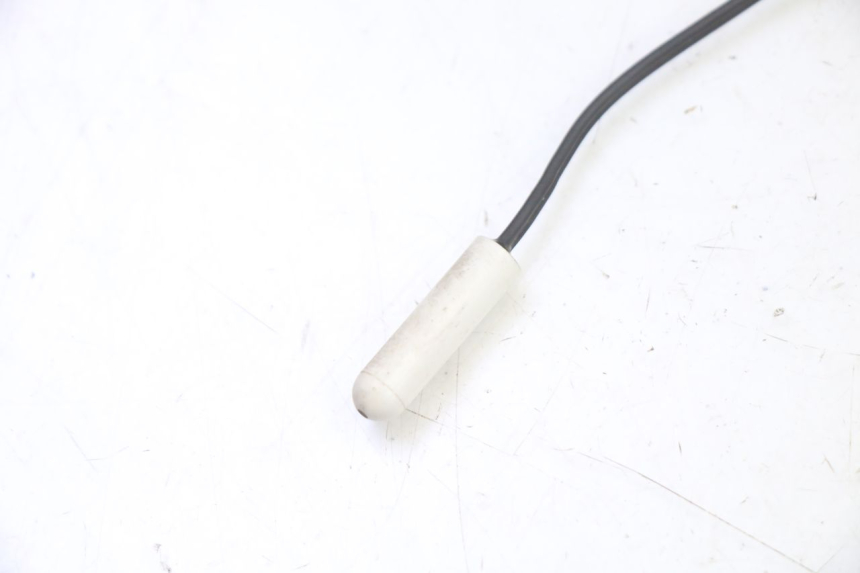 photo de OUTDOOR TEMPERATURE SENSOR PEUGEOT SATELIS 250 (2006 - 2012)