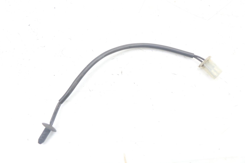 photo de OUTSIDE TEMPERATURE SENSOR PIAGGIO XEVO - X EVO 125 (2007 - 2017) - Component detail