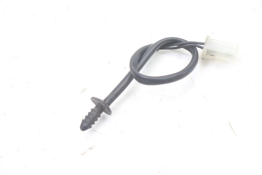 photo de OUTSIDE TEMPERATURE SENSOR PIAGGIO XEVO - X EVO 125 (2007 - 2016) - Component detail