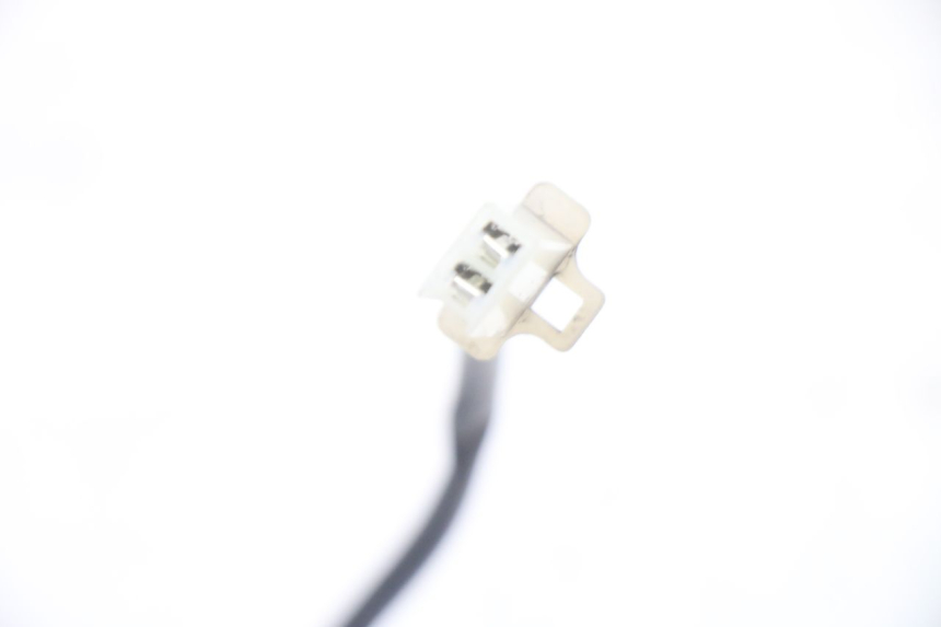 photo de OUTSIDE TEMPERATURE SENSOR PIAGGIO XEVO - X EVO 125 (2007 - 2016) - Alternative perspective