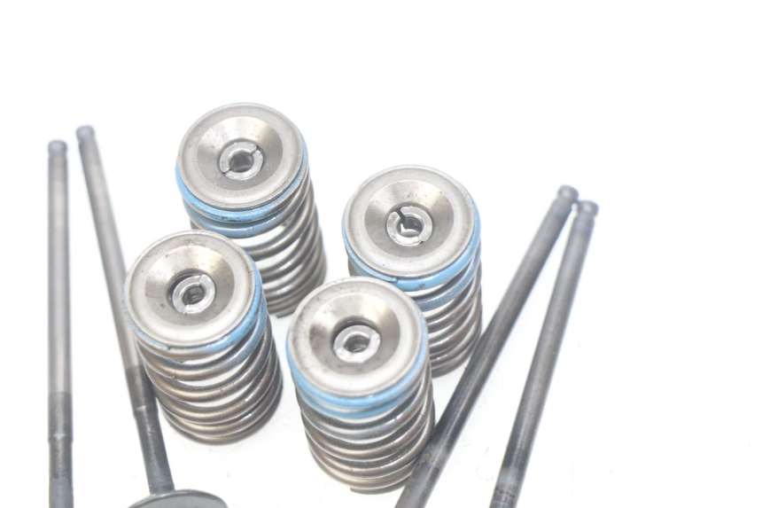 photo de ENGINE VALVE SUZUKI BURGMAN 125 (2007 - 2014)