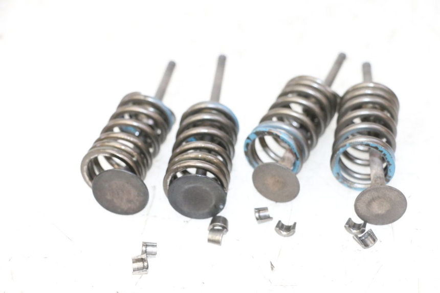 photo de ENGINE VALVE SUZUKI BURGMAN 125 (2007 - 2014)