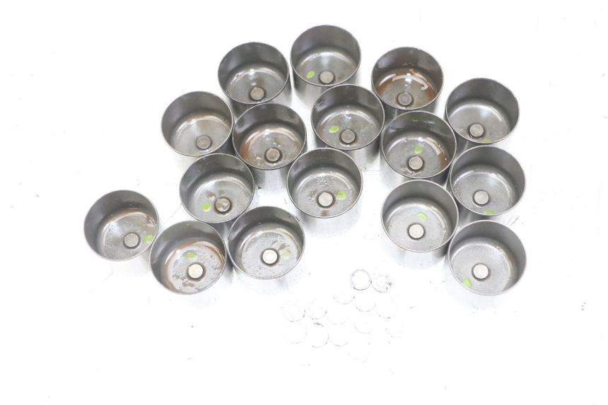 photo de ENGINE VALVE HONDA CB R 1000 (2018 - 2023)