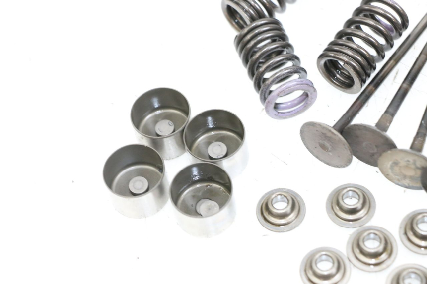 photo de ENGINE VALVE KAWASAKI NINJA 400 (2018 - 2023)