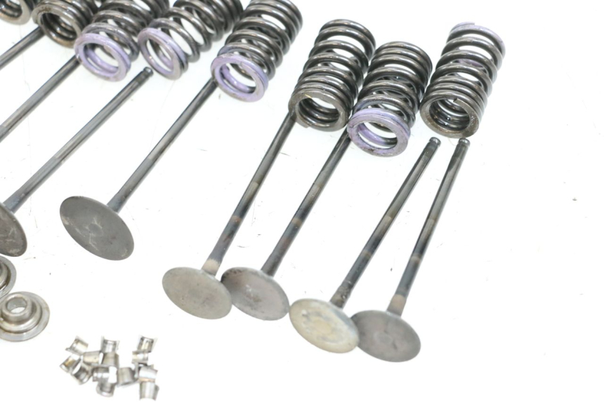 photo de ENGINE VALVE KAWASAKI NINJA 400 (2018 - 2023)