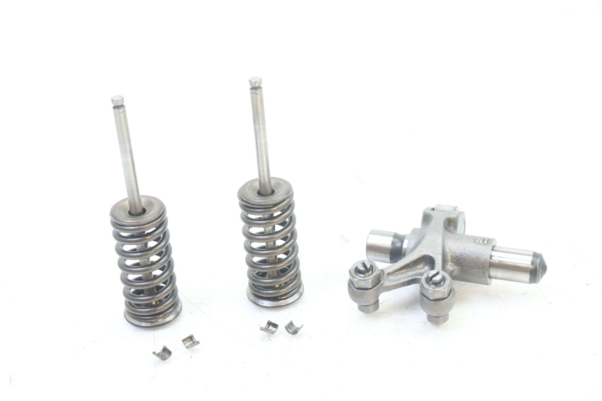 photo de ENGINE VALVE PEUGEOT SATELIS 125 (2013 - 2018)
