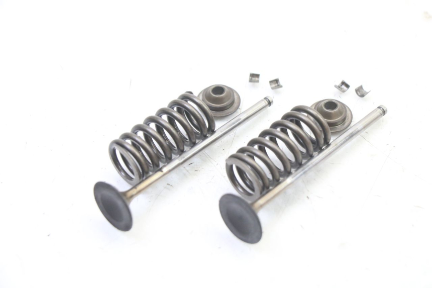 photo de ENGINE VALVE PEUGEOT SATELIS 125 (2013 - 2018)