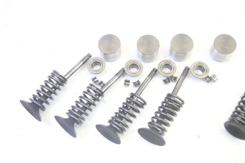 photo de ENGINE VALVE YAMAHA TDM ABS 900 (2002 - 2014) - Component detail