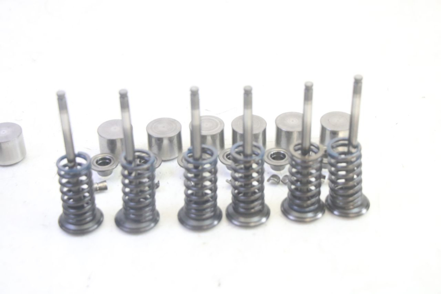 photo de ENGINE VALVE YAMAHA TDM ABS 900 (2002 - 2014) - Product overview