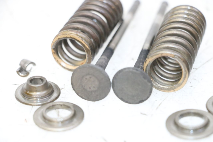 photo de ENGINE VALVE YAMAHA XMAX X-MAX 125 (2006 - 2009)