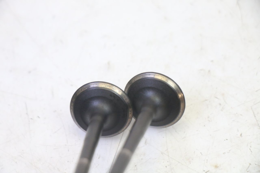 photo de ENGINE VALVE YAMAHA X-MAX XMAX 125 (2010 - 2014)