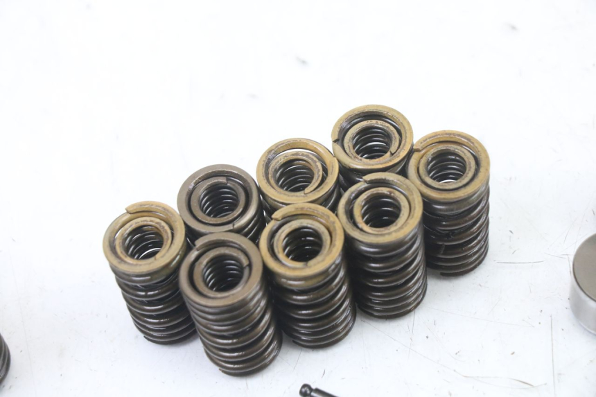 photo de ENGINE VALVE YAMAHA FZ6 FAZER S2 600 (2007 - 2011)