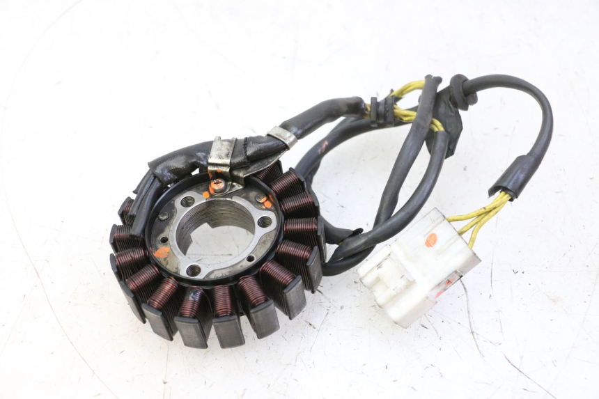 photo de STATOR HONDA FES S-WING SWING ABS 125 (2007 - 2015)