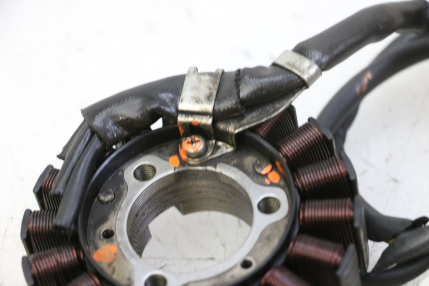 photo de STATOR HONDA FES S-WING SWING ABS 125 (2007 - 2015)