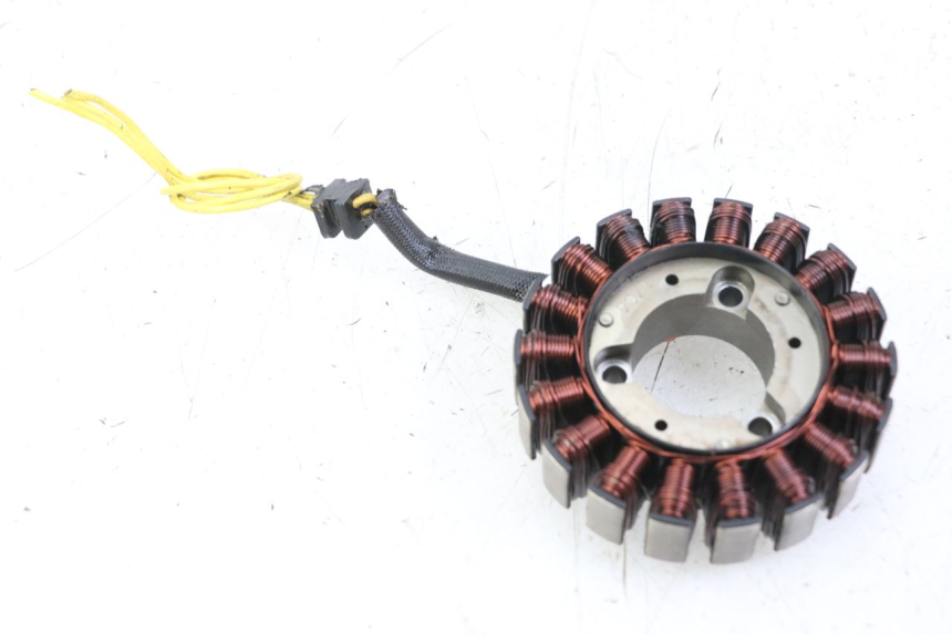 photo de STATOR HONDA FES S-WING SWING 125 (2007 - 2015)