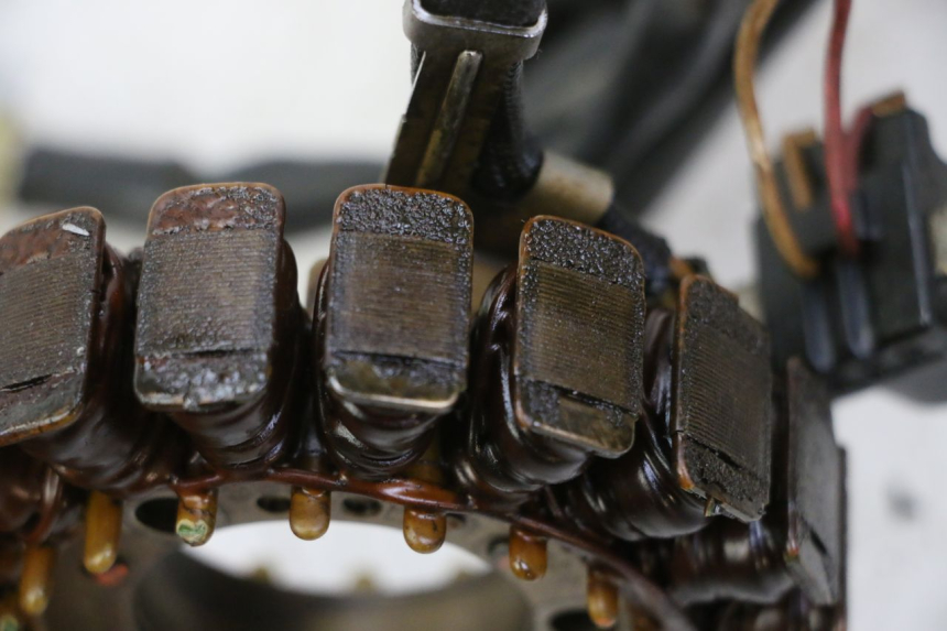 photo de STATOR YAMAHA X-MAX XMAX 125 (2010 - 2014)