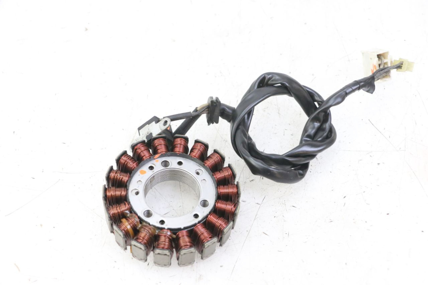 photo de STATOR YAMAHA FZS FAZER 600 (2001 - 2003)