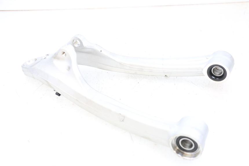 photo de SHOCK ABSORBER MOUNT BMW R GS 1250 (2021 - 2024) - Fixing points details