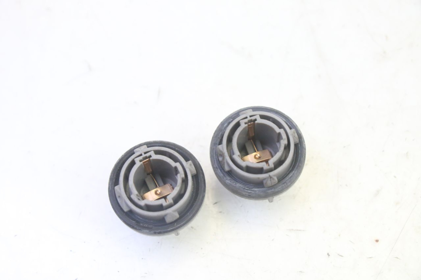 photo de BULB HOLDER SUZUKI BURGMAN 125 (2007 - 2014)