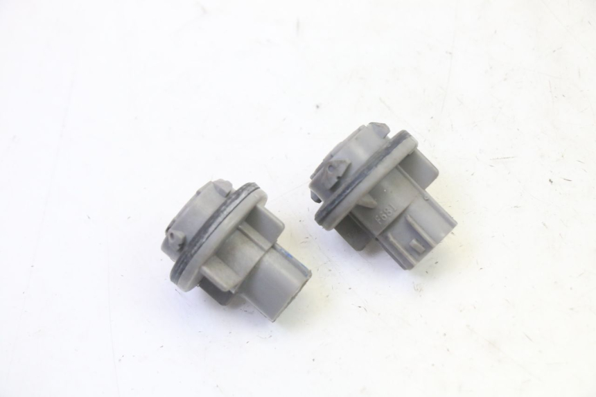 photo de BULB HOLDER SUZUKI BURGMAN 125 (2007 - 2014)