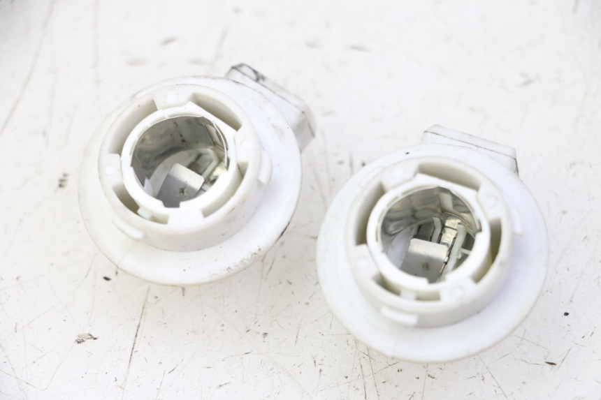 photo de BULB HOLDER PIAGGIO LXV 4T 50 (2009 - 2013)