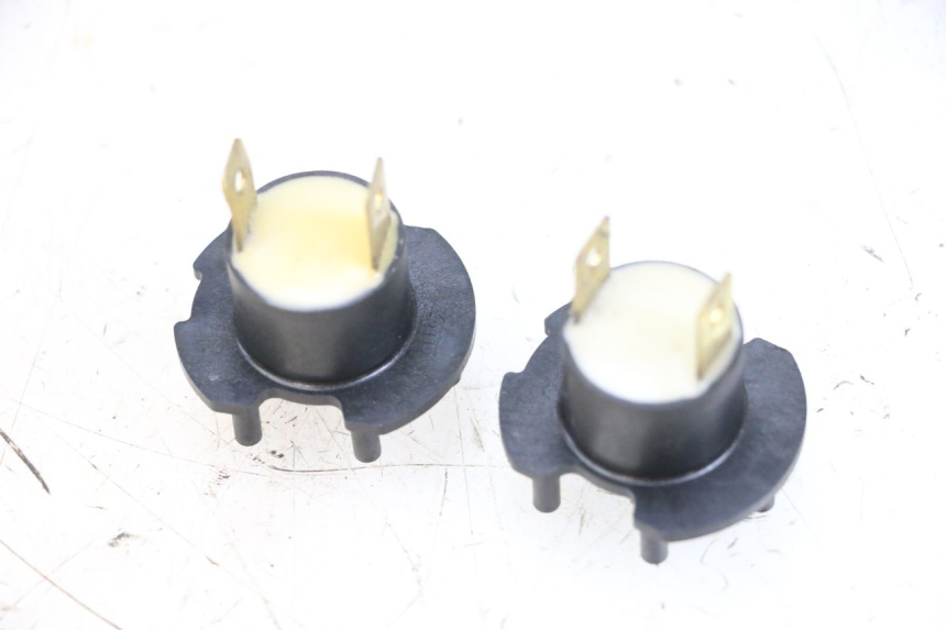 photo de BULB HOLDER YAMAHA TDM ABS 900 (2002 - 2014) - Zoom on usage condition