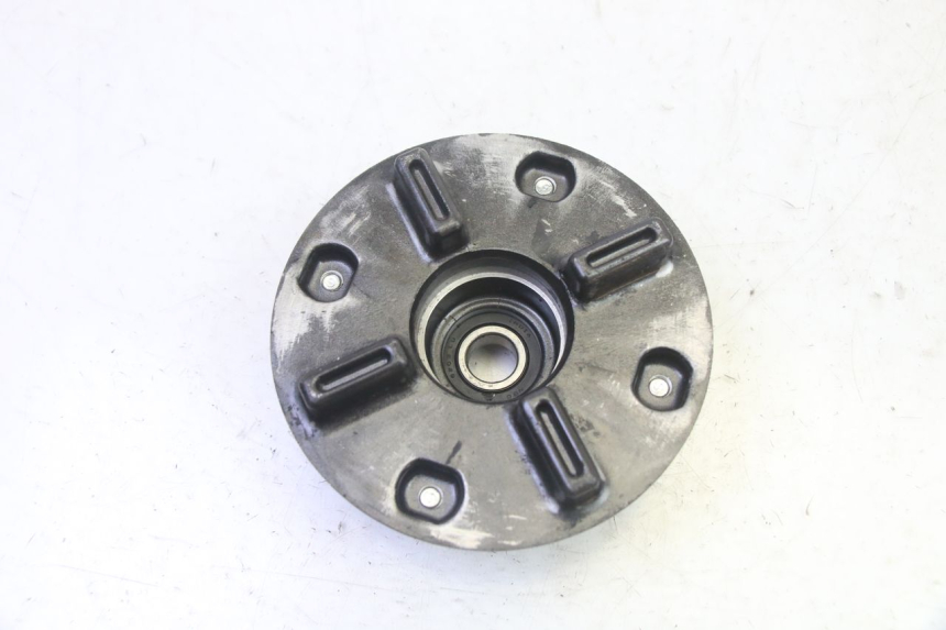 photo de SPROCKET MOUNT HONDA CBF 125 (2009 - 2015)