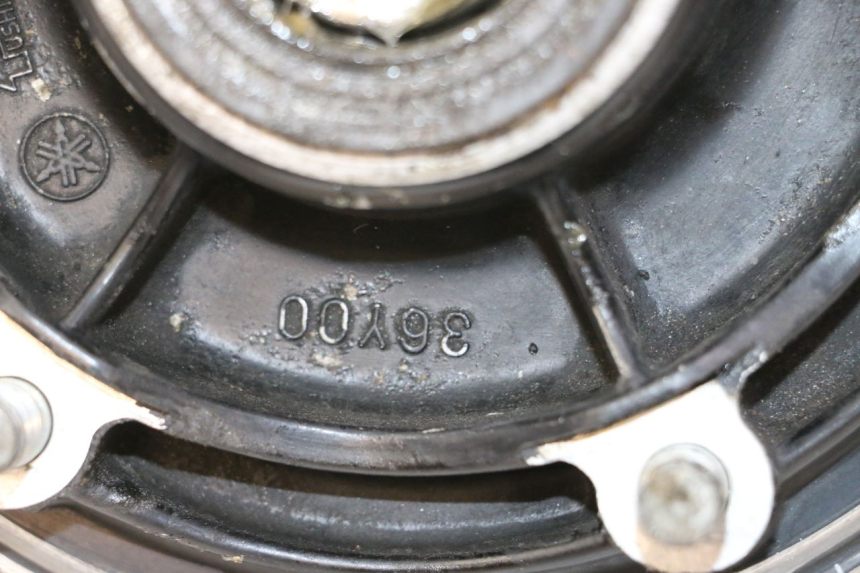 photo de SPROCKET MOUNT YAMAHA FJ 36Y 1100 (1984 - 1985)