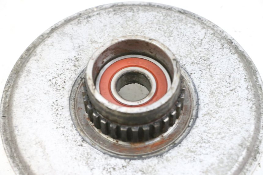 photo de SPROCKET MOUNT YAMAHA FJR ABS 1300 (2006 - 2012) - Zoom on usage condition