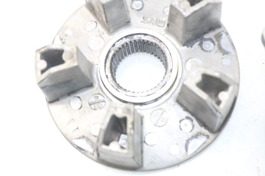 photo de SPROCKET MOUNT TRIUMPH SPRINT ST ABS 1050 (2005 - 2007)