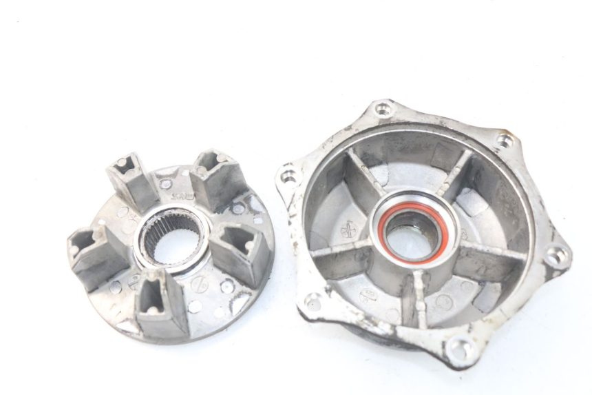 photo de SPROCKET MOUNT TRIUMPH SPRINT ST ABS 1050 (2005 - 2007)
