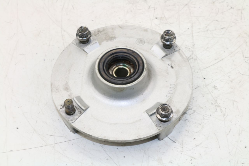 photo de SPROCKET MOUNT YAMAHA VIRAGO 125 (1996 - 2003)
