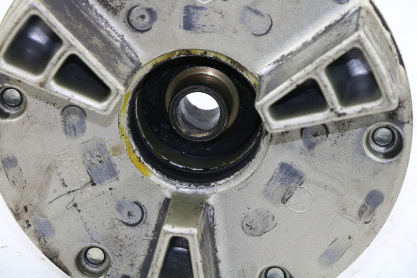 photo de SPROCKET MOUNT YAMAHA FZX FAZER 750 (1987 - 1998)