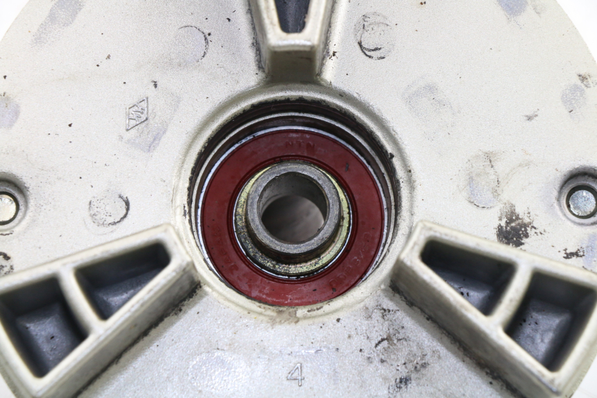 photo de SPROCKET MOUNT YAMAHA FZX FAZER 750 (1987 - 1998)