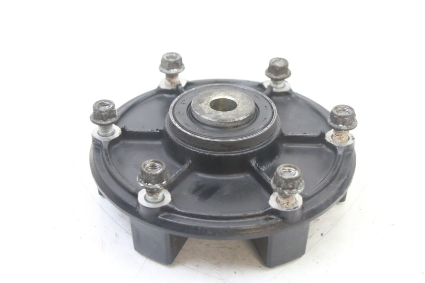 photo de SPROCKET MOUNT YAMAHA XJ6 600 (2008 - 2016)