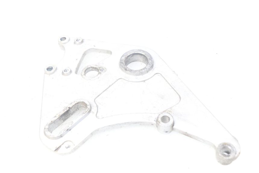photo de REAR CALIPER BRACKET APRILIA SRV 850 (2012 - 2017)