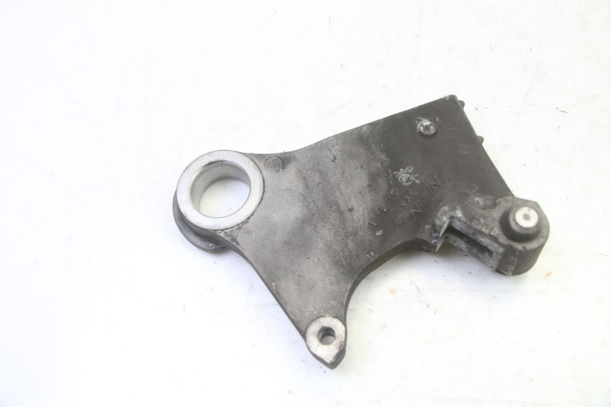 photo de REAR CALIPER BRACKET YAMAHA FZ6 FAZER S2 600 (2007 - 2011)
